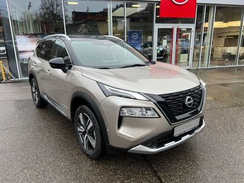 Nissan X-Trail 1.5 VC-T e-4ORCE 213 PS 4x4 Tekna 7 Sitze PGD