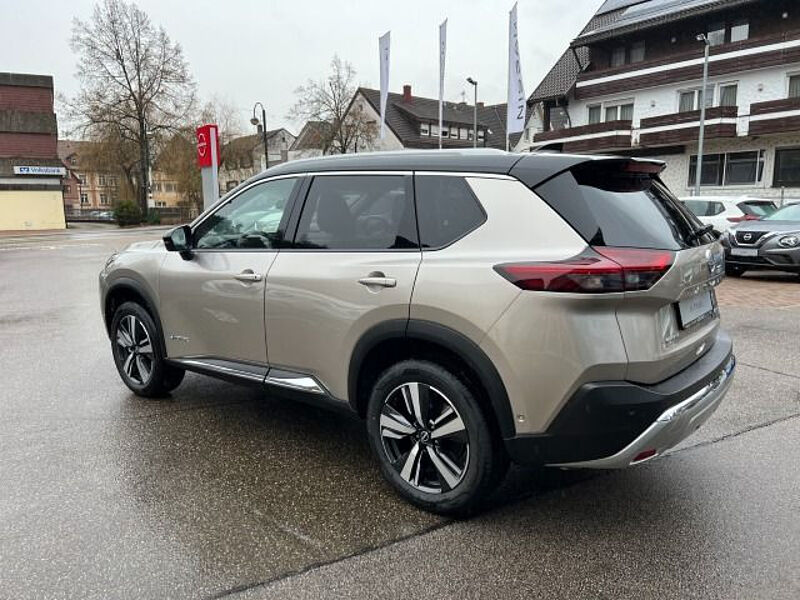 Nissan X-Trail 1.5 VC-T e-4ORCE 213 PS 4x4 Tekna 7 Sitze PGD