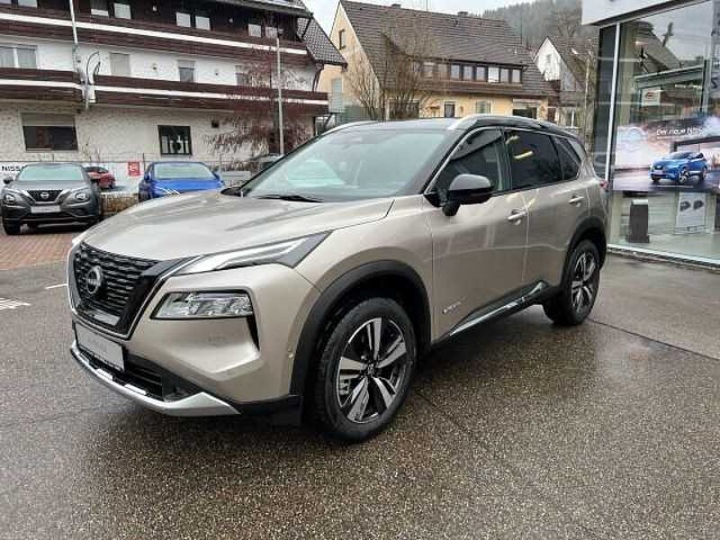 Nissan X-Trail 1.5 VC-T e-4ORCE 213 PS 4x4 Tekna 7 Sitze PGD