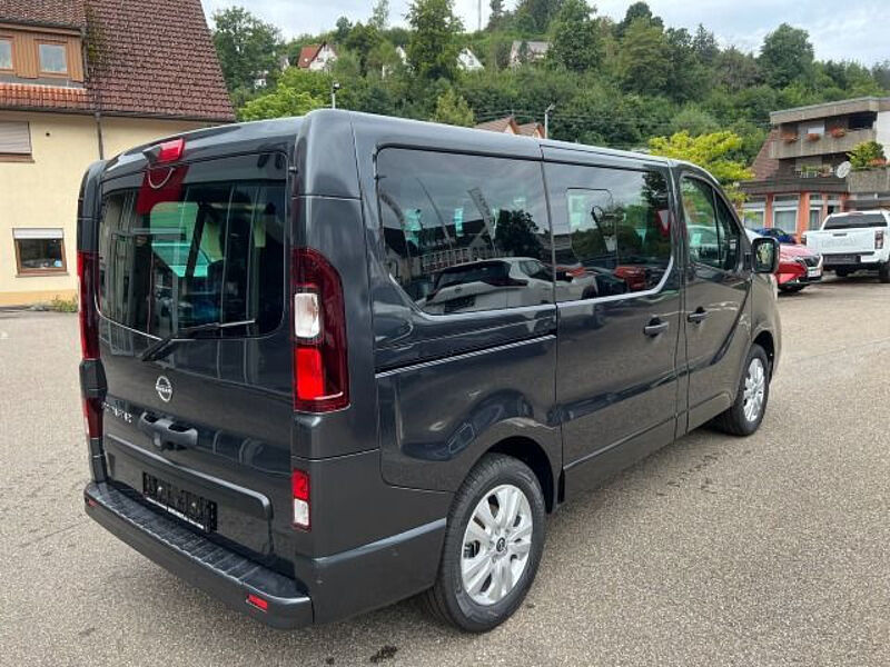 Nissan Primastar NISSAN PRIMASTAR X82X KOMBI9 L1H1 2,8T DCI150 MT TEKNA 2ST HK BES+ DESIGN