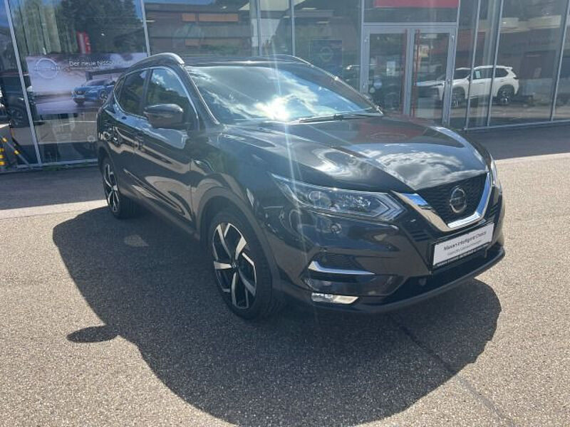 Nissan Qashqai Tekna NAVI LEDER ALUFELGEN TÜV