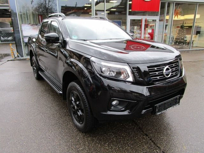 Nissan Navara 4x4 2.3 dCi N-Guard 4x4  / AHK / Laderaumabdeckung /  Garantie