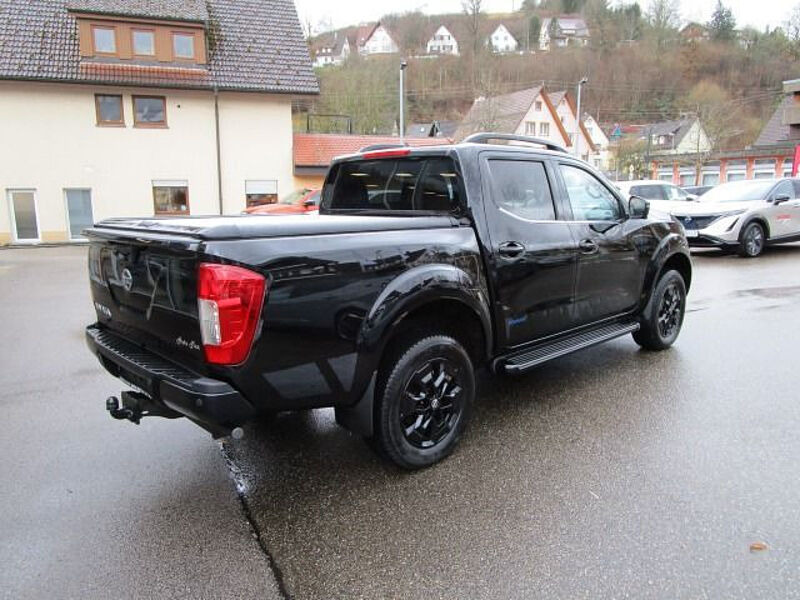 Nissan Navara 4x4 2.3 dCi N-Guard 4x4  / AHK / Laderaumabdeckung /  Garantie